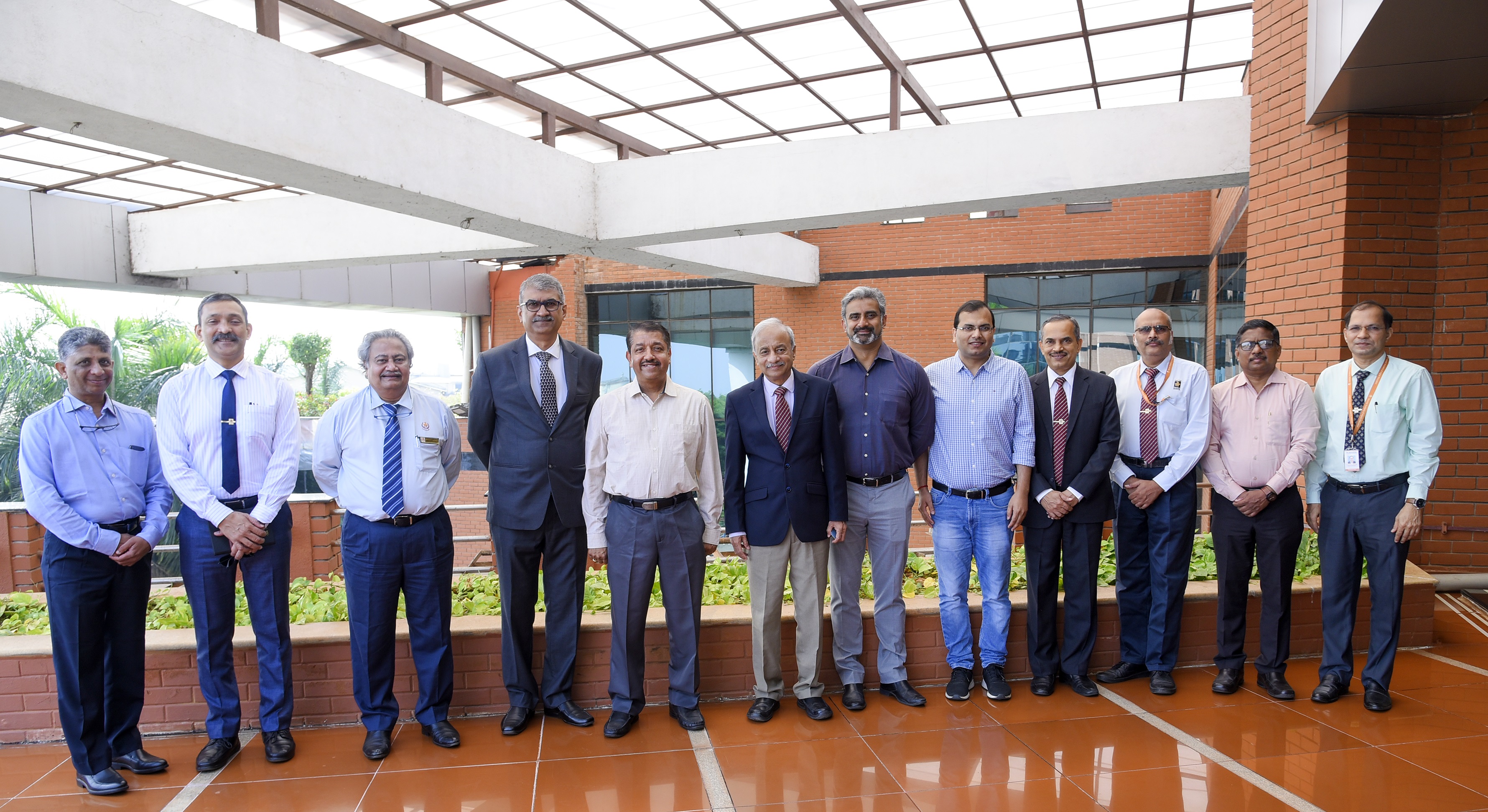 News & Photo Gallery